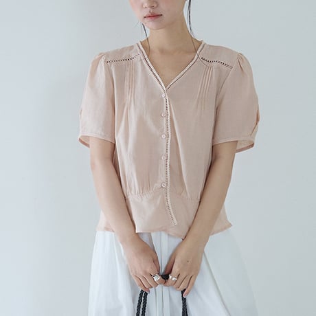 lace trim puff sleeve blouse　/2color　un2062