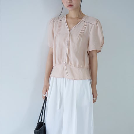 lace trim puff sleeve blouse　/2color　un2062