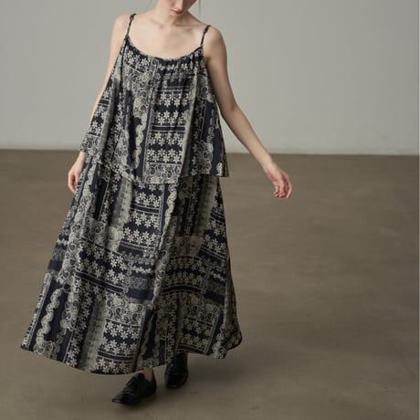 ornament layered dress　un1837