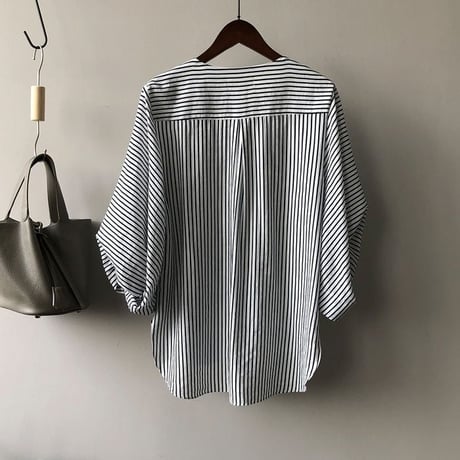 balloon sleeve stripe blouse　un1071