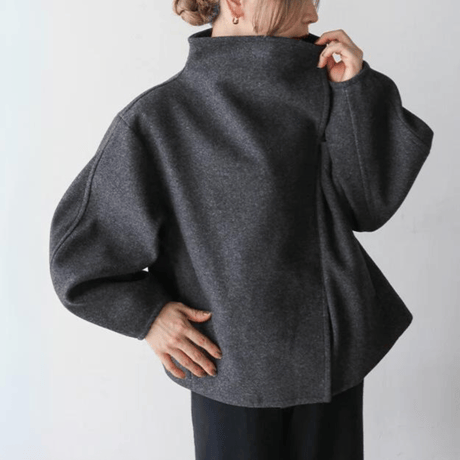 high neck curve sleeve outer /3color　UN1502