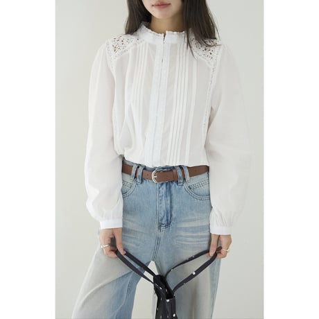 lace pintuck blouse　un1784