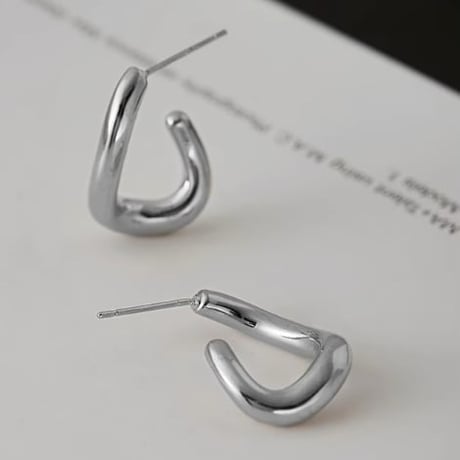 nuance metal pierce /2color　un1230