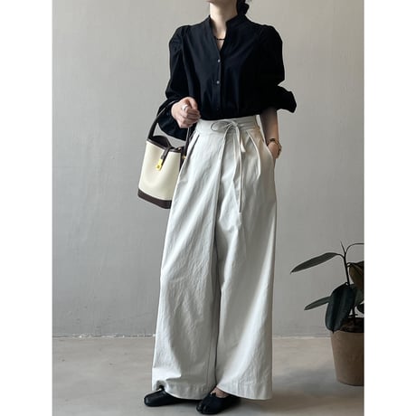 puff sleeves shirt /2color　un1496