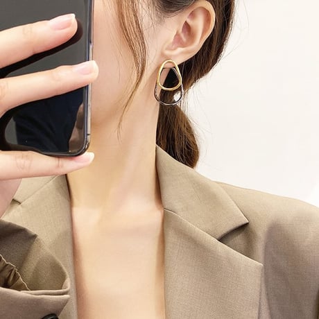 double hoop pierce　un1259