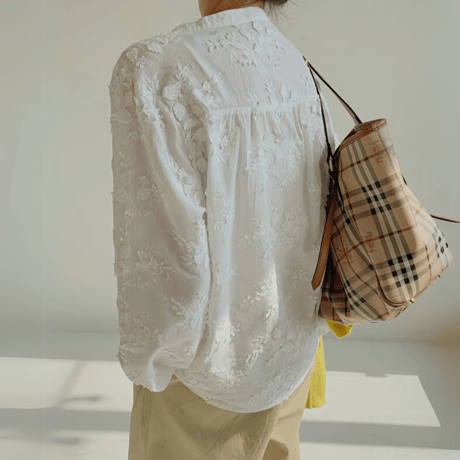 embroidered lace blouse　un1536