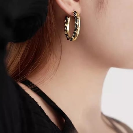 twist hoop pierce　un1221