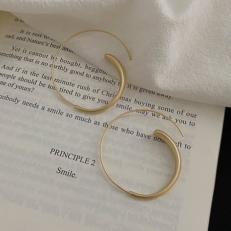 circle pierce　un1254