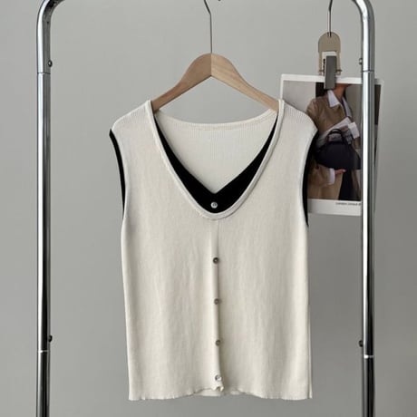 layered design sleeveless top /2color　un1029
