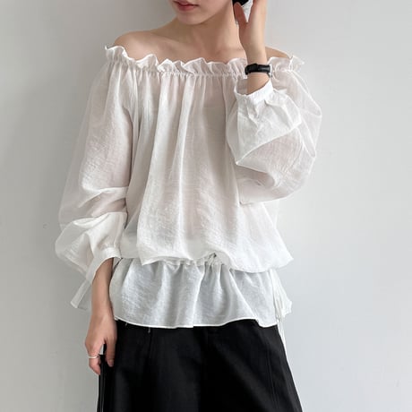 off shoulder airy blouse　/2color　un2022