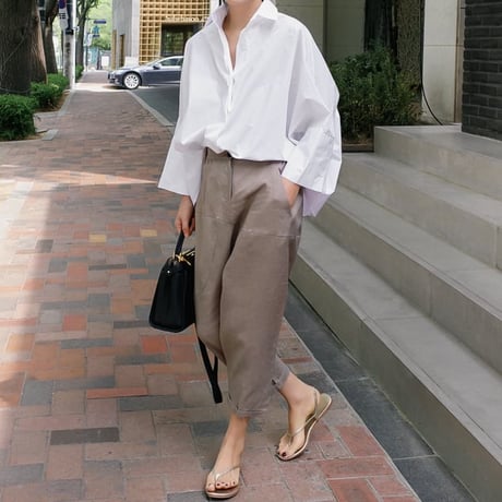 loose silhouette shirt　un1010