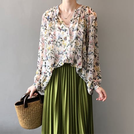flower puff sleeve blouse　un1058