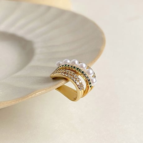 pearl stone ear hook　un1229