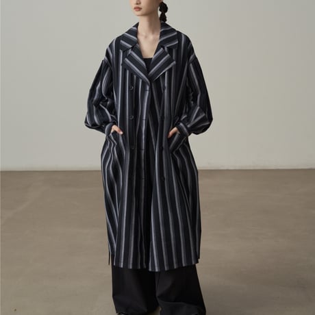 stripe flow coat　un1839