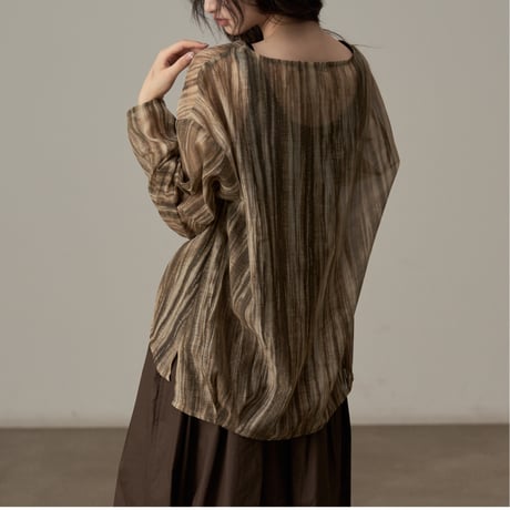 sheer drift top　un1828