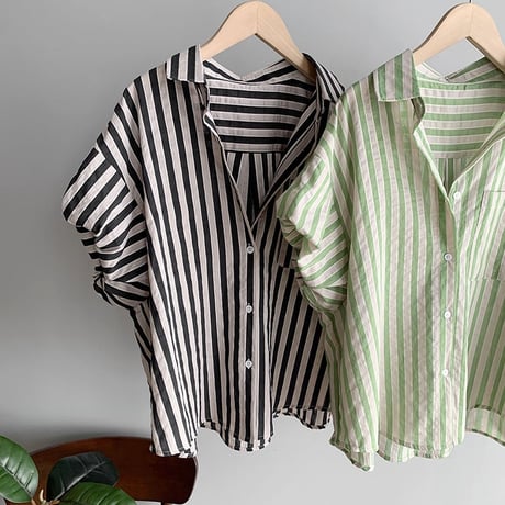feminine border blouse /2color　un1013
