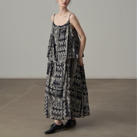 ornament layered dress　un1837