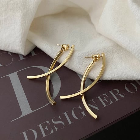 swing gold pierce　un1260