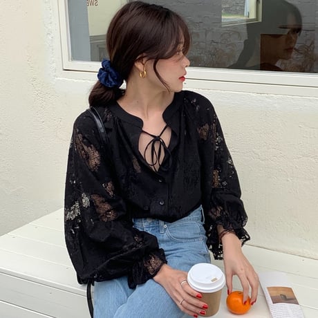 lantern sleeve lace blouse　/un1759