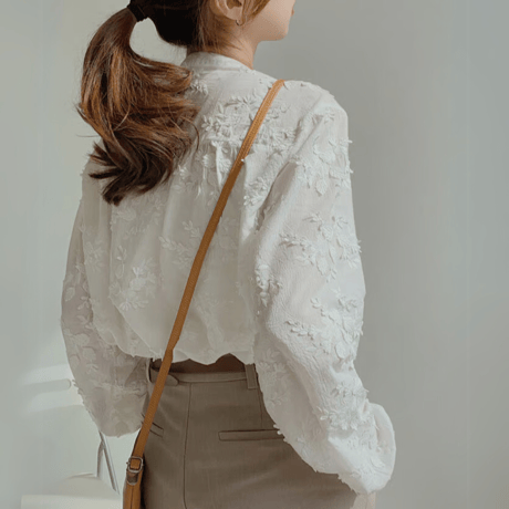 embroidered lace blouse　un1536