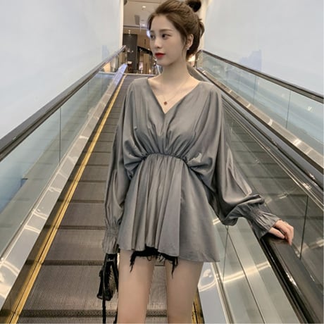 V neck gathered blouse　/3color　un1756