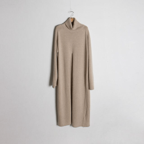 high neck front slit pull over /2color　un1487