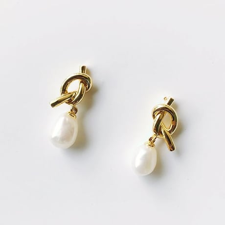knot pearl pierce　un1244