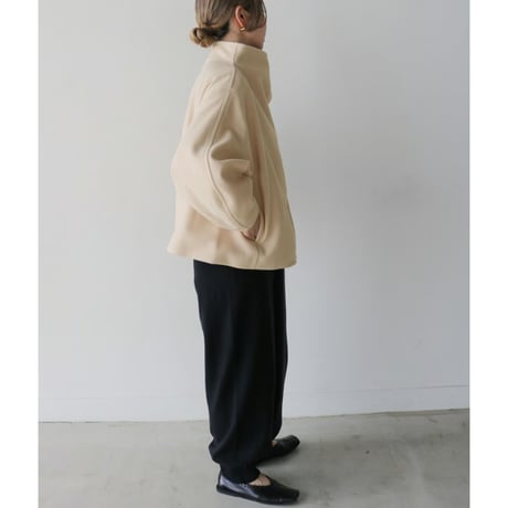 high neck curve sleeve outer /3color　UN1502