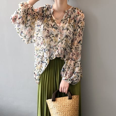 flower puff sleeve blouse　un1058