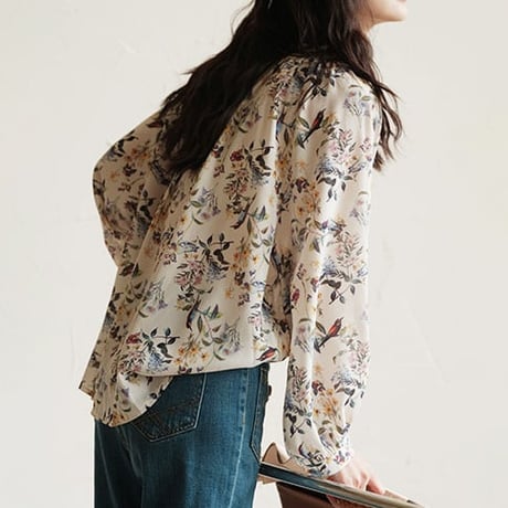 flower puff sleeve blouse　un1058