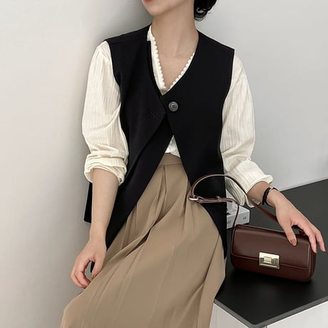one button v-neck vest /2color　un1006