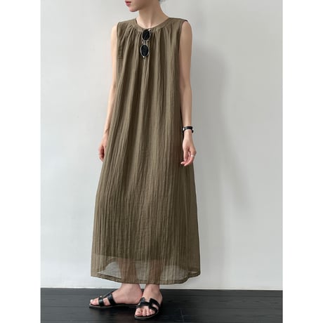 airy gauze sleeveless dress　/2color　un2098