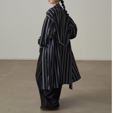 stripe flow coat　un1839