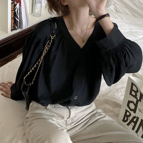 v-neck volume blouse /2color　un1072
