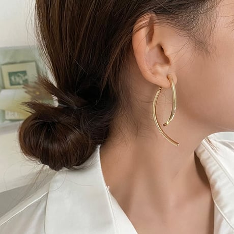 swing gold pierce　un1260