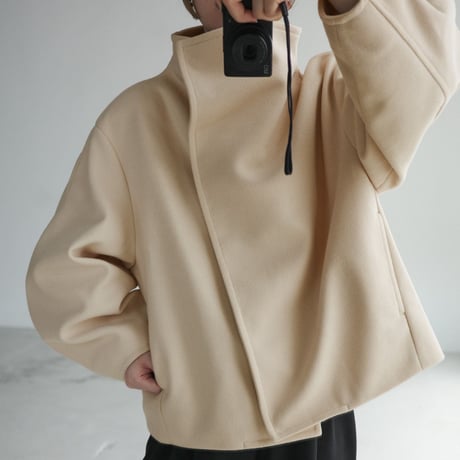 high neck curve sleeve outer /3color　UN1502