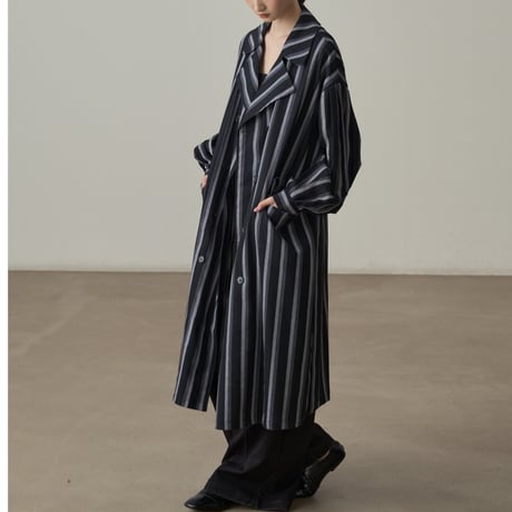 stripe flow coat　un1839