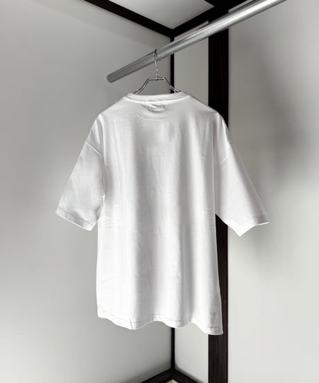 EBE-062-WHT / drawing logo big tee
