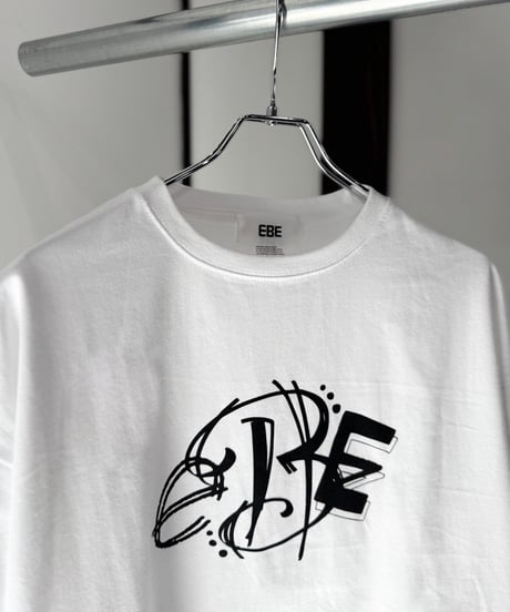EBE-062-WHT / drawing logo big tee
