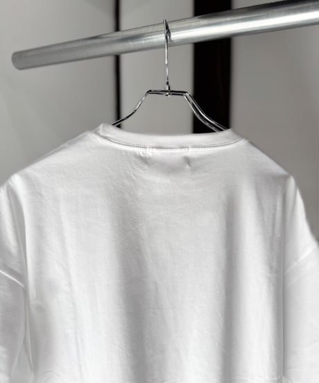 EBE-062-WHT / drawing logo big tee