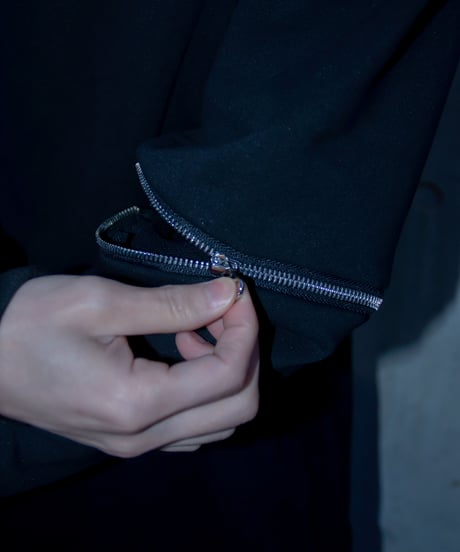 EBE-047 / ZIP separate sweat