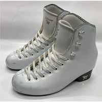 【掘り出し物】フィギュア靴　Risport Venus（ヴィーナス）シューズ単体230（日本サイズ22㎝）(M)