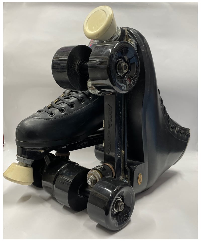 掘り出し物プライス】SUREGRIPローラースケート 26.5