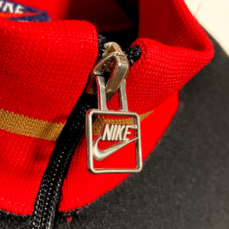 USED【 NIKE 】80〜90sトラックジャケット／MENS：S〜M（送料込）［BSF-O］