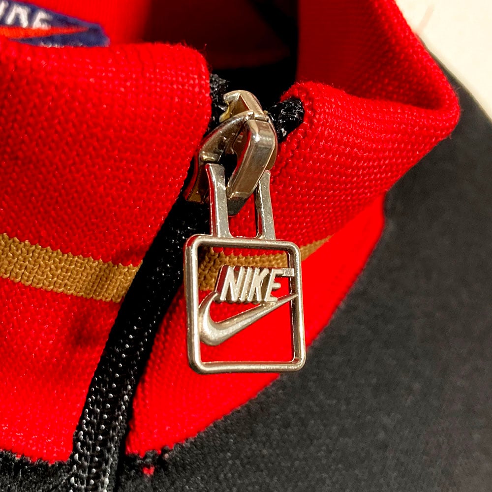 【さくさくぱんだ】トッティ トラックジャケット ローマ 10番Nike さくさくぱんだ様専用】トッティ トラックジャケット ローマ 10