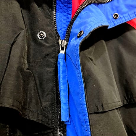 USED【 Columbia 】80〜90sマウンテンパーカー／MENS：S（送料込）［BSF-O］