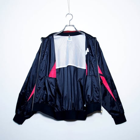 USED【 adidas 】90sナイロンジャケット（デサント製）／MENS：M〜L（送料込）［BSF-O］