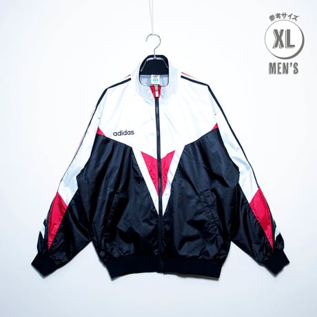 USED【 adidas 】90sナイロンジャケット（フード付／デサント製）／MENS：XL（送料込）［BSF-O］