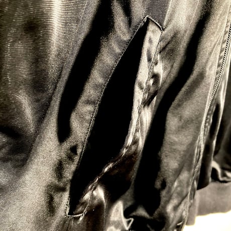 USED【 adidas 】90sトラックジャケット／MENS：M〜L（送料込）［BSF-O］
