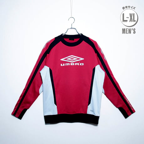 USED【 umbro 】ポリエステルプルオーバー／MENS：L〜XL（送料込）［BSF-T］